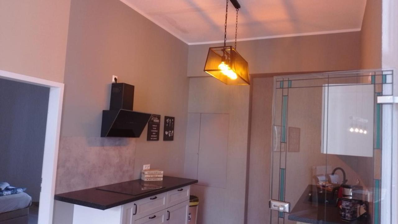 Ferienwohnung Mit Kamin Und Traumhafter Dachterrasse Mit Weitblick In Die Natur Neu Gaarz ภายนอก รูปภาพ