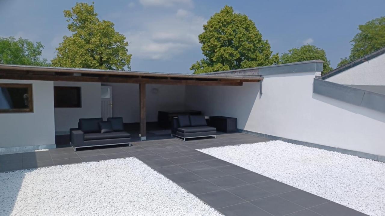 Ferienwohnung Mit Kamin Und Traumhafter Dachterrasse Mit Weitblick In Die Natur Neu Gaarz ภายนอก รูปภาพ